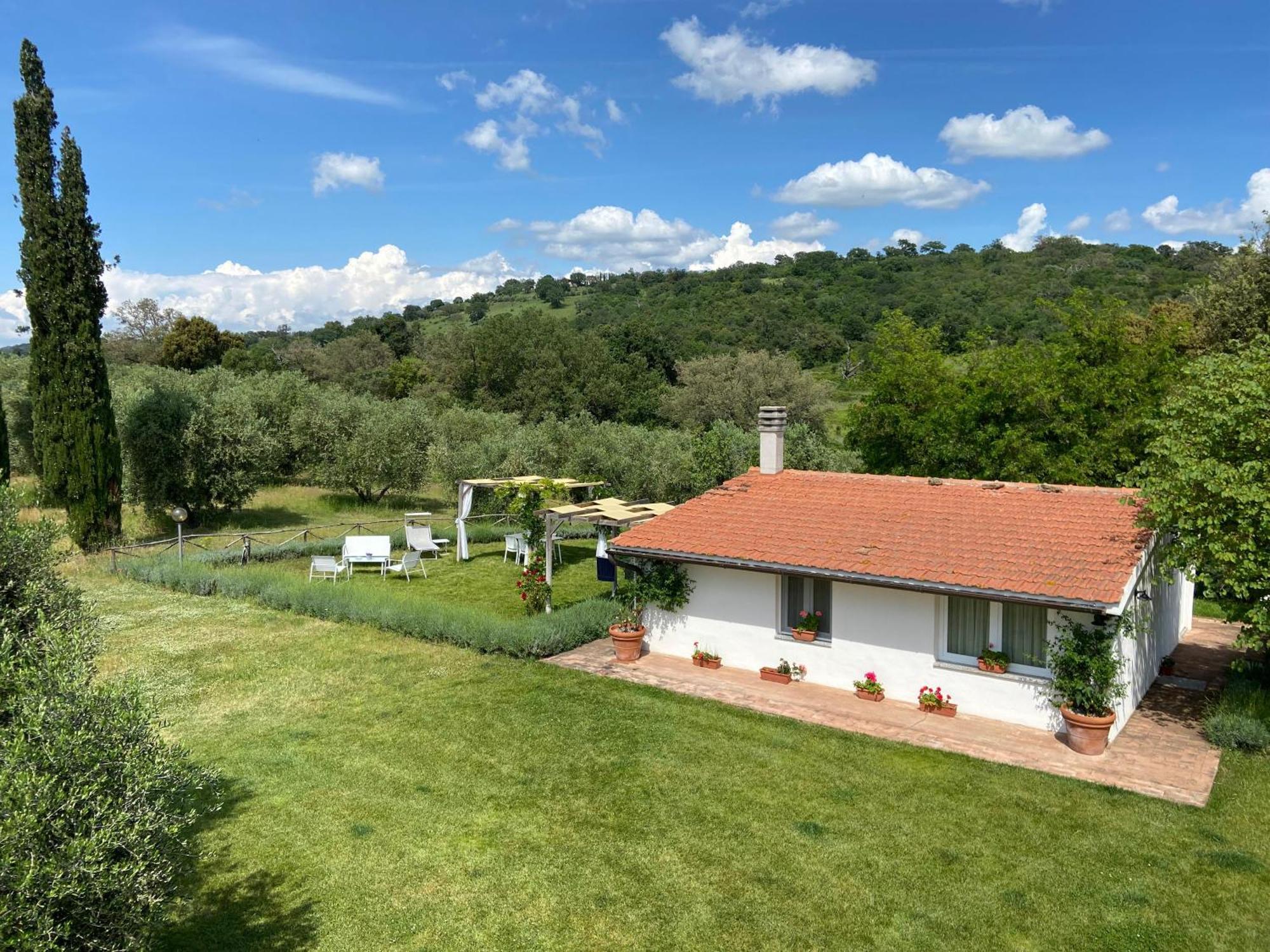 Tenuta Le Mandorlaie, Agriturismo In Scansano Exterior photo